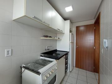 Apartamento 2 dormitórios com sol da manhã no centro à venda