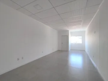 Excelente Sala Comercial com 30 m² no bairro Fião em São Leopoldo, venha conferir.