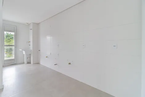 Conforto e bem estar para sua família em condomínio com infraestrutura completa, à venda apartamento com 3 dormitórios e 2 garagens .