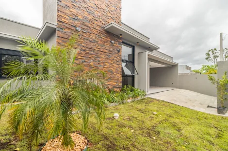 Casa residencial em construção no bairro Pinheiro