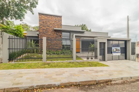 Casa residencial em construção no bairro Pinheiro