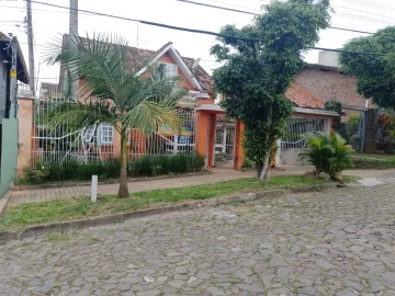 Casa de 3 dormitórios no Jardim América à Venda