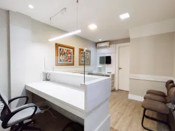 Linda sala comercial para locação, fica no Cento de São Leopoldo!