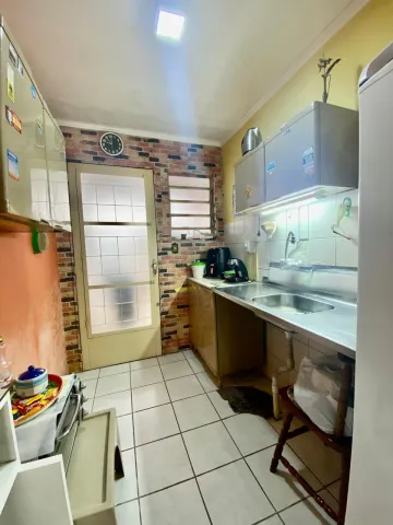 Casa com 2 quartos à venda em condomínio fechado