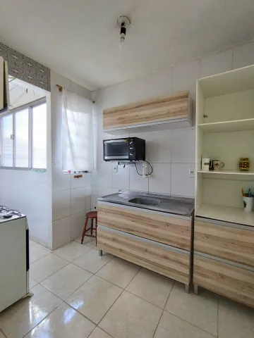 Apartamento 02 dormitórios no Condomínio Charrua