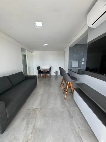 Apartamento completo, mobiliado, no centro da cidade, 2 dormitórios, 1 home office e 2 vagas de garagem