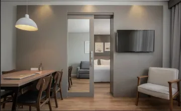 Quarto moderno em hotel de na cidade de São Leopoldo