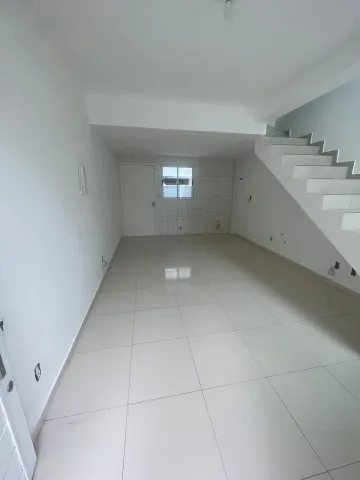 Casa residencial, dois dormitórios,  no bairro Campestre, em São Leopoldo