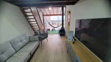 Aproveite essa excelente oportunidade de adquirir uma casa bem conservada em Sapucaia do Sul, ideal para sua família!