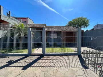 Casa residencial à venda no bairro Jardim América.