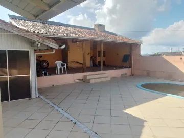 Casa térrea de 6 dormitórios ( 1 suíte ), amplo terreno de esquina, bairro Pinheiro, à venda