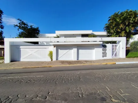 Casa residencial com 4 dormitórios, localizada no Bairro Padre Réus em São Leopoldo