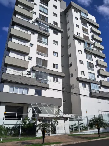 Apartamento com 2 dormitórios à venda no bairro Fião.