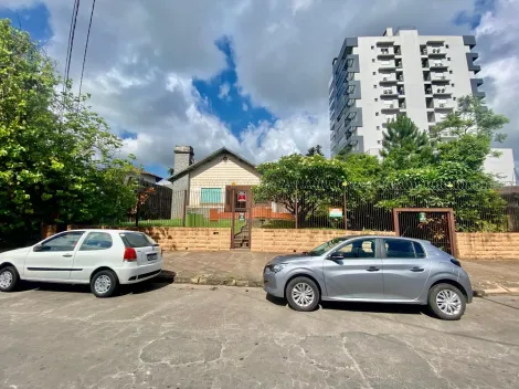 Casa para fins residencial ou comercial com terreno de 1.692,78m² no Centro de São Leopoldo disponível para venda