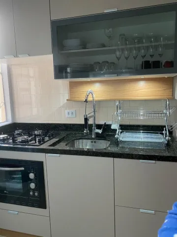 Apartamento Semi Mobiliado de 2 Dormitórios à Venda em São Leopoldo - Totalmente Reformado!