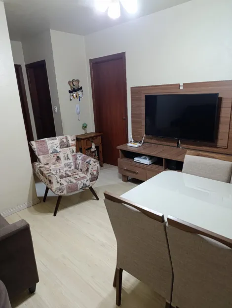 Apartamento com 2 dormitórios, sacada com churrasqueira fechada com vidro, no Bairro Rio Branco